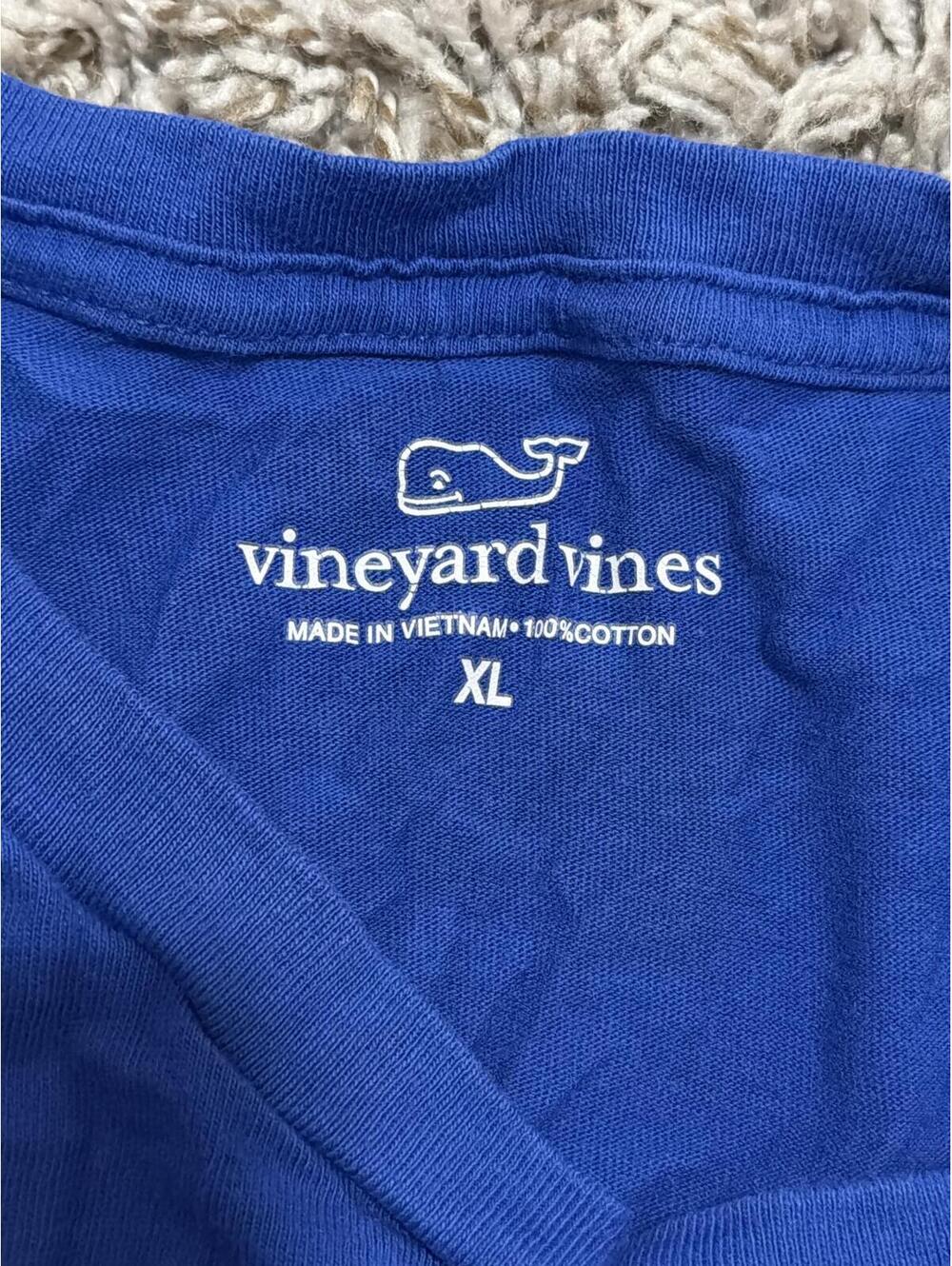 vineyard vines Mens XL Blue Whale Logo T-Shirt Pocket - Picture 5 of 5